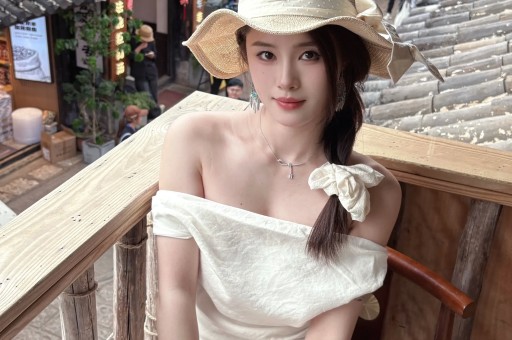 大瓜！女网红与男伴在厕所发生关系还涉嫌吸毒聊天记录曝光！