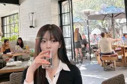 爆红后被前妻控诉黑料缠身的海来阿木如今已走上了另一条大道